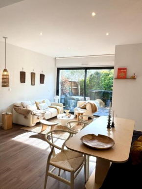 Duplex moderne 2 chambres entre mer et commerces !